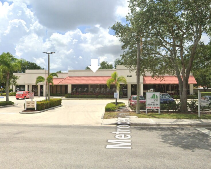 More Photos Of 2540 Metrocentre Blvd, West Palm Beach Medical For Lease