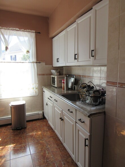 More Photos Of 5 New Main St, Haverstraw Storefront Retail Residential For Sale