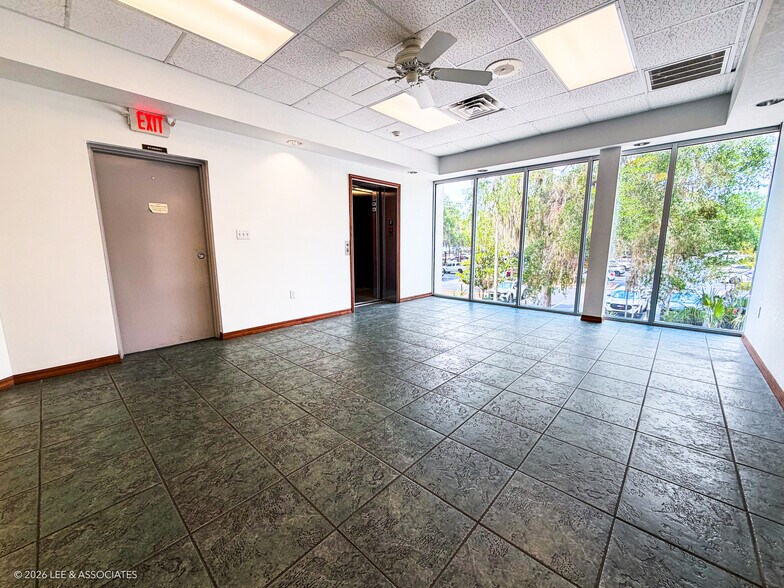 More Photos Of 4741 NW 8th Ave, Gainesville Medical For Sale