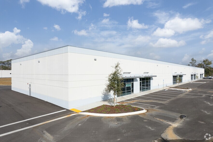 More Photos Of 4465 Collins Rd, Jacksonville Distribution For Lease