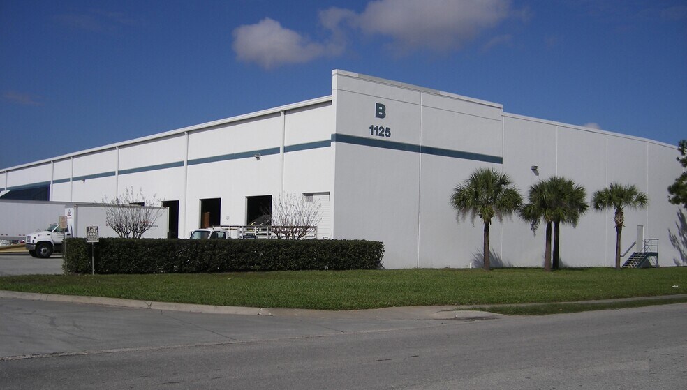 More Photos Of 1125 Gills Dr, Orlando Warehouse For Lease