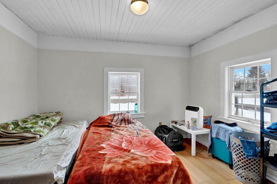 More Photos Of 93 Elm St, Old Saybrook Restaurant For Sale