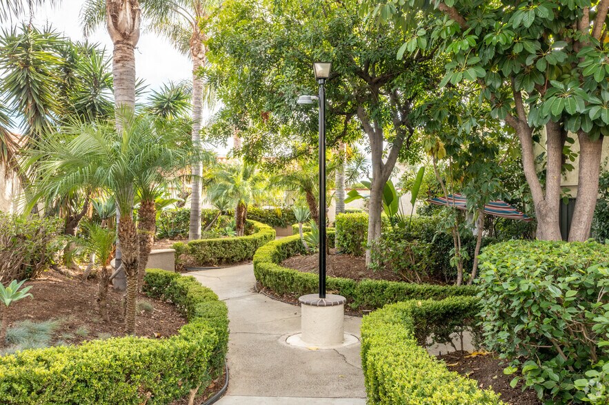 More Photos Of 1001 N Harbor Blvd, La Habra Apartments For Sale