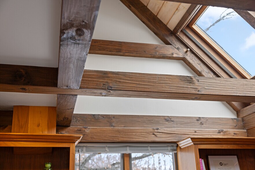 More Photos Of 68 Lyme Rd, Hanover Office Residential For Sale