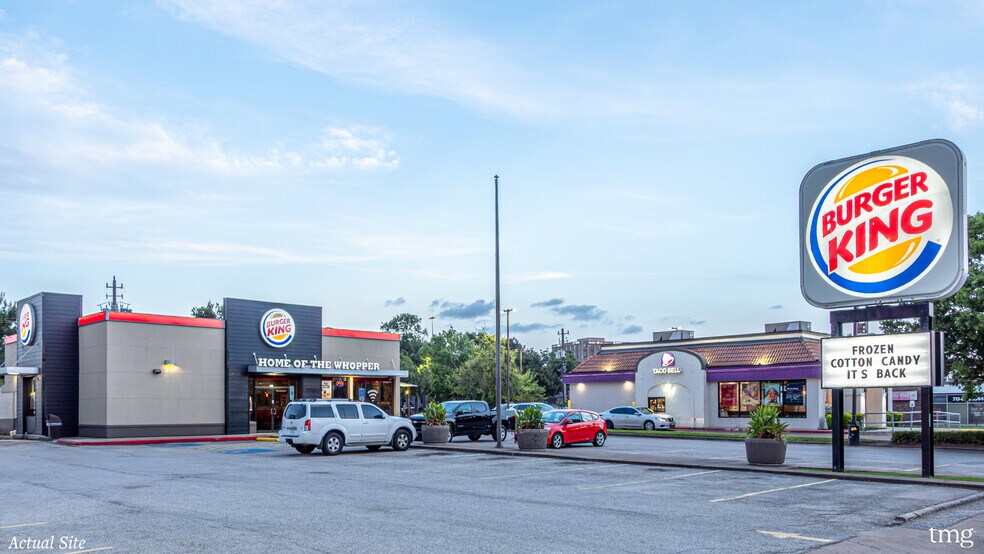More Photos Of 3040 Ella Blvd, Houston Fast Food For Sale