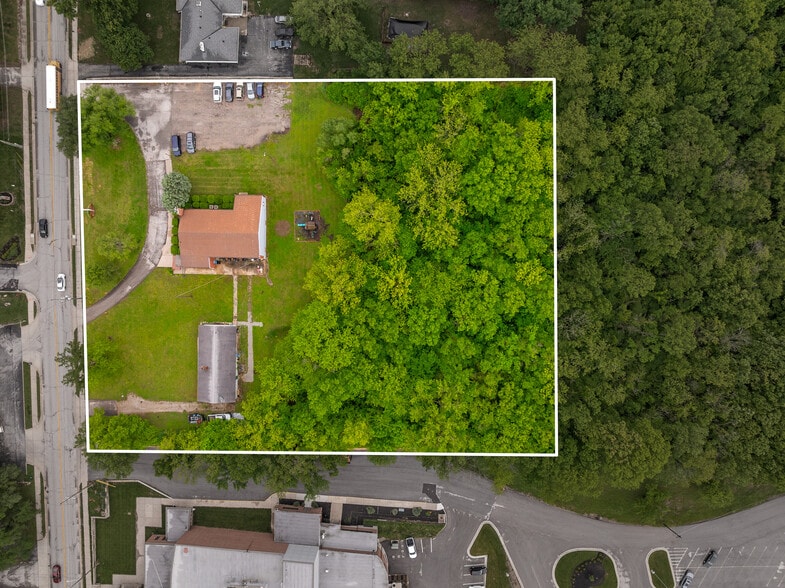 More Photos Of 1424 S 55th St, Kansas City Religious Facility For Sale