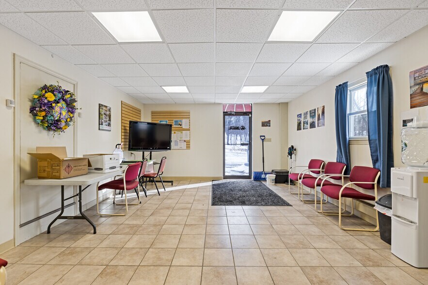 More Photos Of 120 Drummond Ave, Waterville Freestanding For Sale