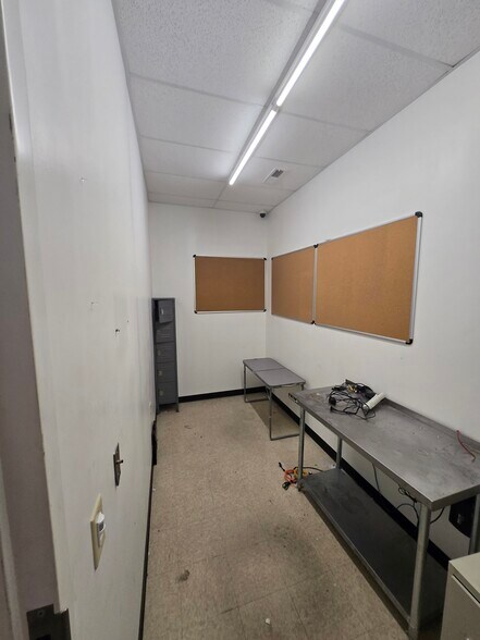 More Photos Of 13881 NC Highway 55, Bayboro Freestanding For Sale