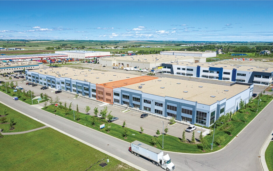 More Photos Of 18 Highland Park Way NE, Airdrie Distribution For Lease