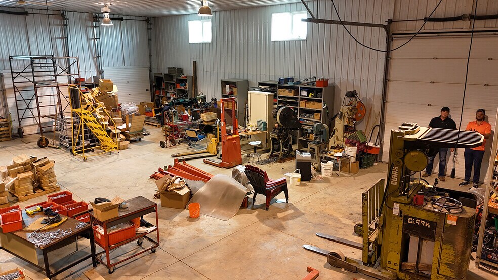 More Photos Of 377 Cameron St, Headingley Warehouse For Sale