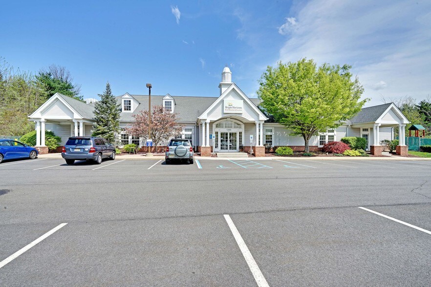 More Photos Of 1386 US Highway 22, Lebanon Unknown For Lease