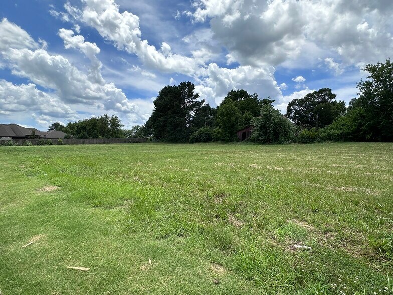 More Photos Of W Centerton Blvd, Centerton Land For Lease