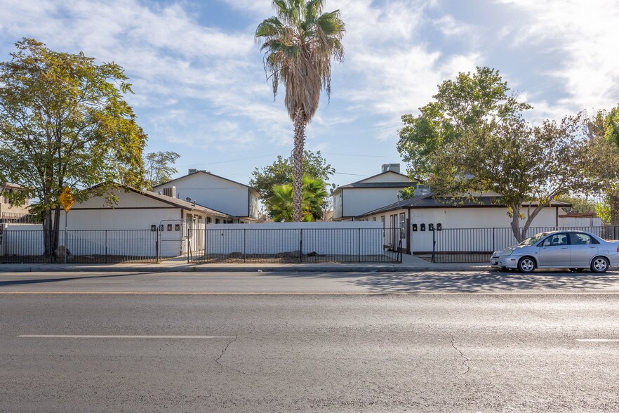 More Photos Of 235 Dr Martin Luther King Jr Blvd, Bakersfield Apartments For Sale