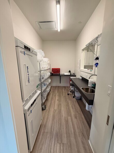 More Photos Of 137 Main St, Edwards Apartments For Sale