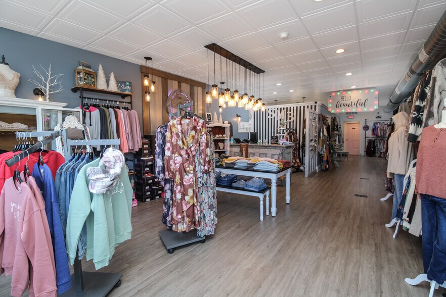 More Photos Of , Marietta General Retail For Sale