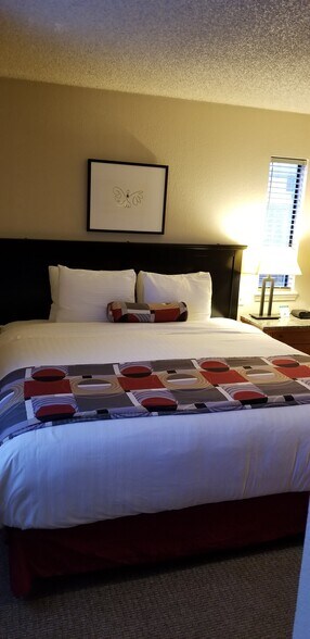 More Photos Of 6380 S Boston St, Greenwood Village Apartments For Sale