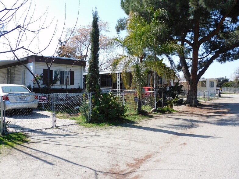 More Photos Of 815-849 S Indiana St, Porterville Manufactured Housing Mobile Home Park For Sale