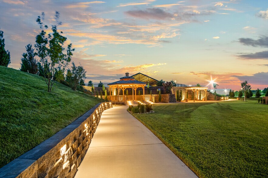 More Photos Of 1610 SE 3rd St, Newton Lodge Meeting Hall For Sale