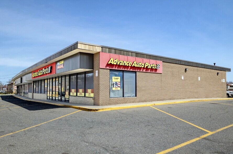 More Photos Of 264-350 Middle Country Rd, Coram Unknown For Lease