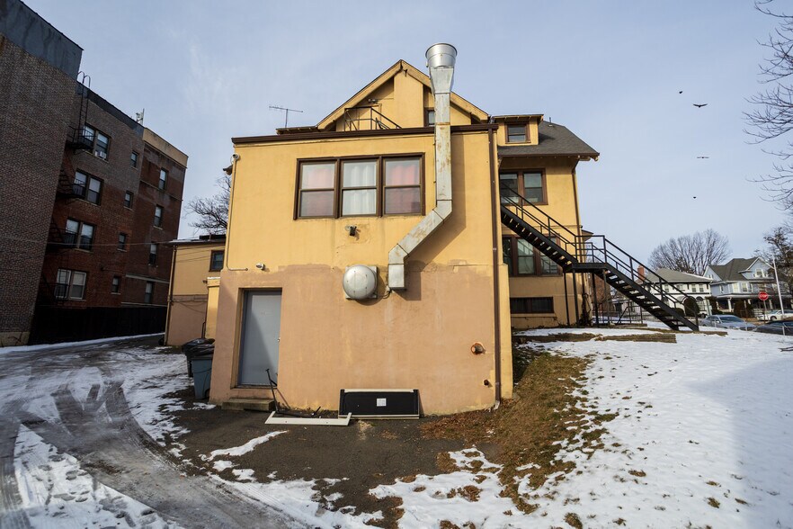 More Photos Of 146 S Munn Ave, East Orange Skilled Nursing Facility For Sale