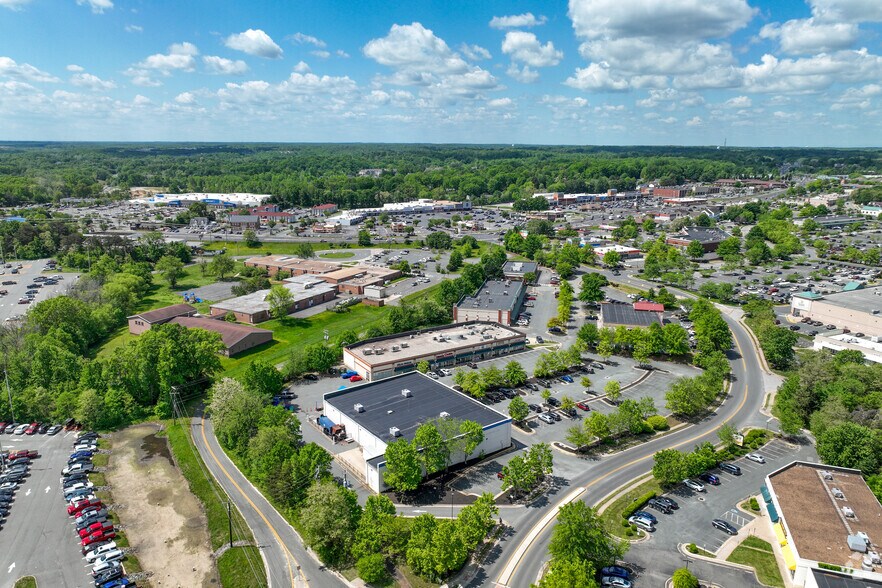 More Photos Of 70 Doc Stone Rd, Stafford Freestanding For Lease