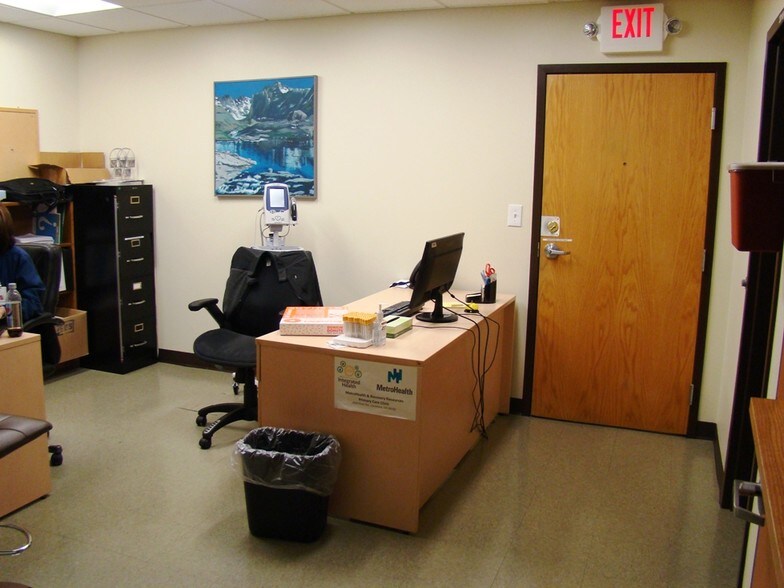 More Photos Of 4269 Pearl Rd, Cleveland Office For Lease