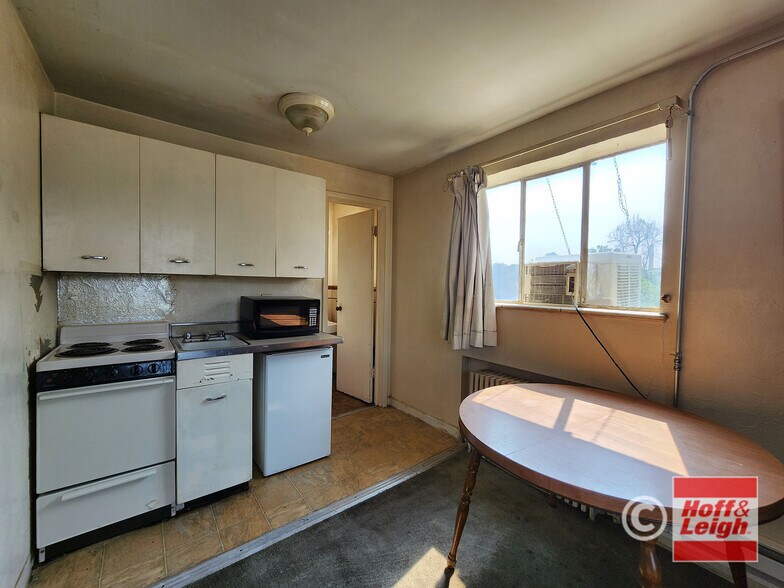 More Photos Of 8828 E Colfax Ave, Denver Hotel For Sale
