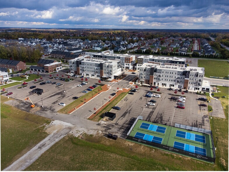 More Photos Of 1550 Lewis Center Rd, Lewis Center Freestanding For Sale