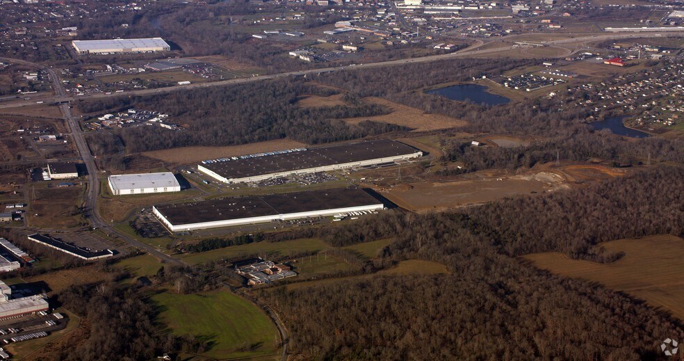 More Photos Of 458 Pope Farm Blvd, Shepherdsville Warehouse For Lease