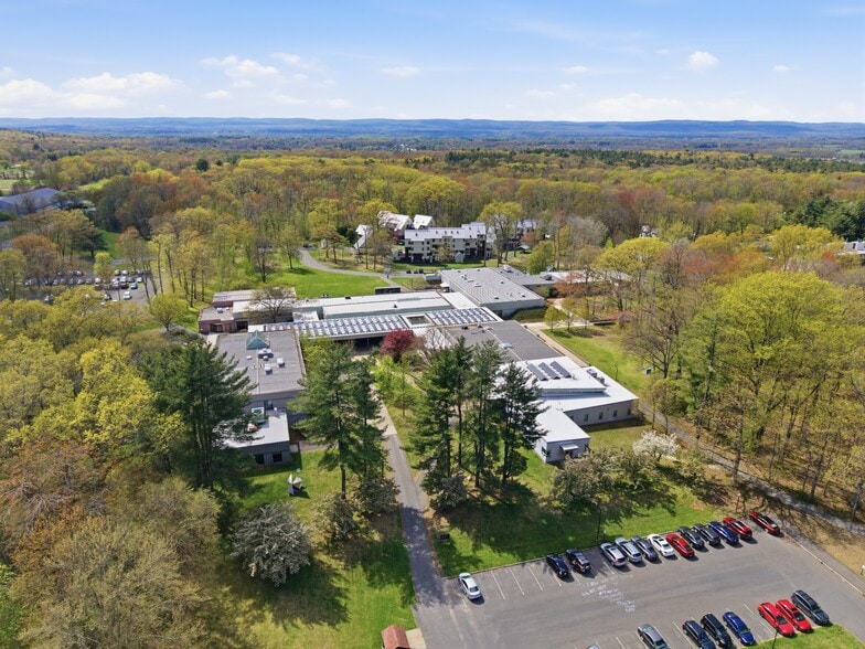 More Photos Of 893 West St, Amherst Schools For Sale