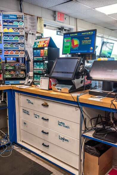 More Photos Of 22732 US-53 Hwy, Ettrick General Retail For Sale