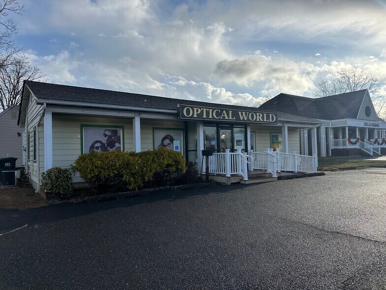 More Photos Of 3501 N Rt 9, Howell Freestanding For Lease