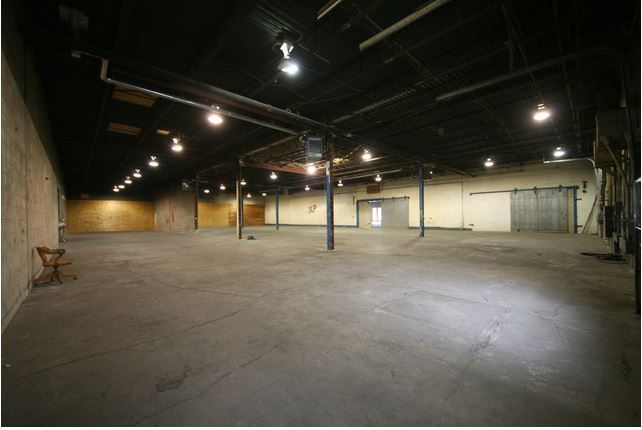 More Photos Of 21-35 Boul Saint-Joseph, Montréal Industrial For Sale