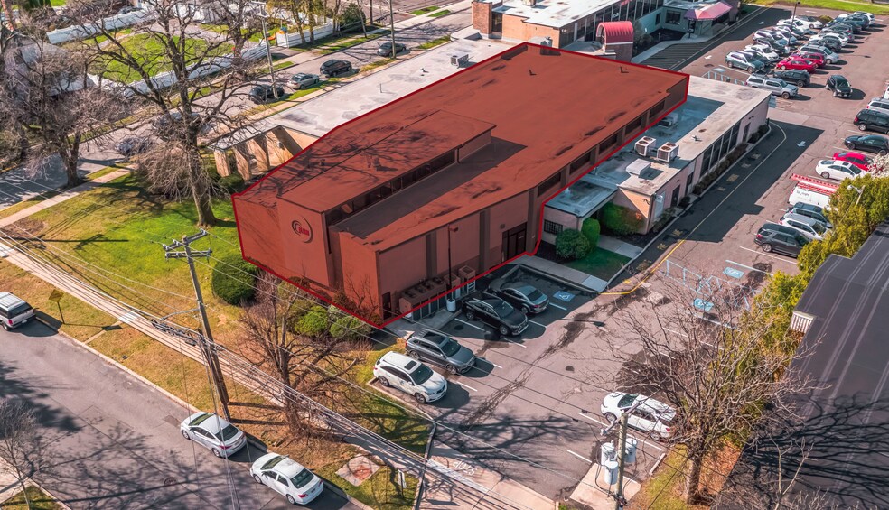 More Photos Of 17 White Horse Pike, Haddon Heights Medical For Sale