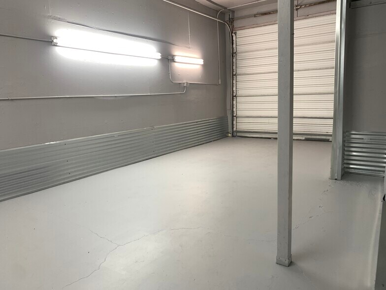 More Photos Of 2715 Highway 95, Bullhead City Self Storage For Lease