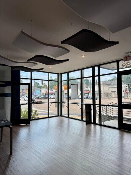 More Photos Of 1839 Madison Ave, Memphis Apartments For Lease