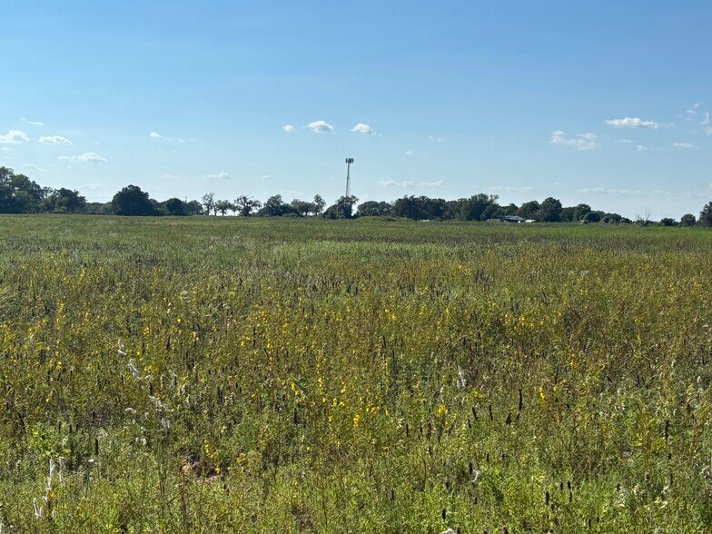 More Photos Of US-77, Thackerville Land For Sale