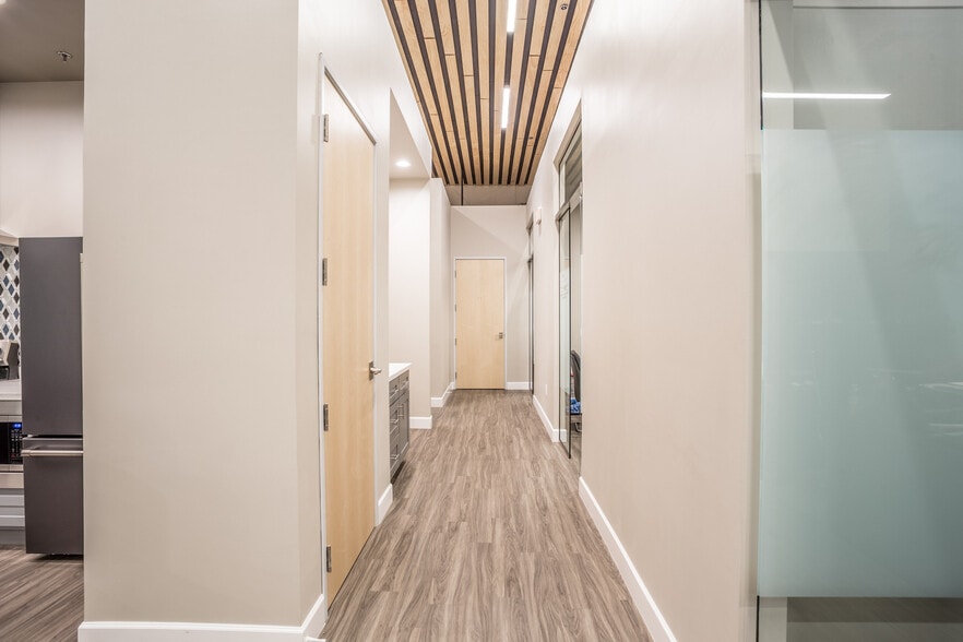 More Photos Of 1324 N Farrell Ct, Gilbert Warehouse For Sale