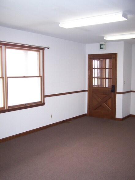 More Photos Of 3905 Southland Ave, Kokomo Office For Lease