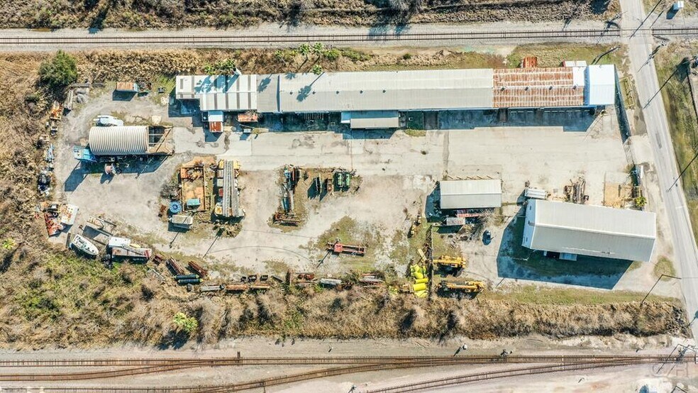 More Photos Of 320 77th St, Galveston Industrial For Sale