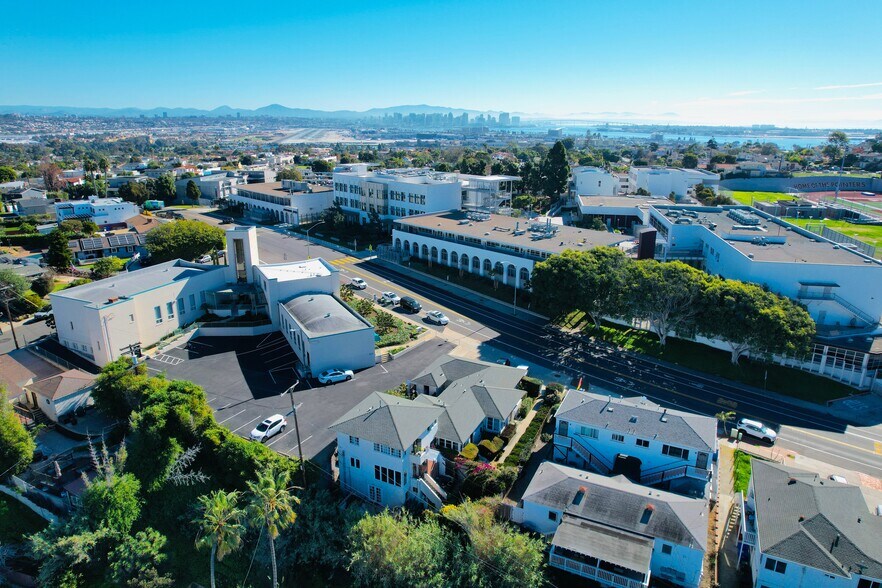 More Photos Of 2322 Chatsworth Blvd, San Diego Apartments For Sale