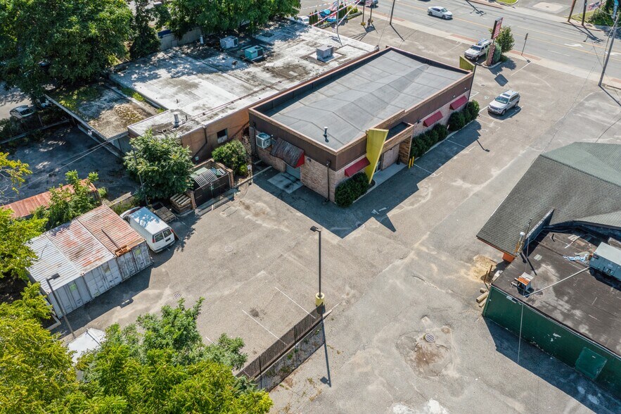 More Photos Of 2049 Middle Country Rd, Centereach General Retail For Sale