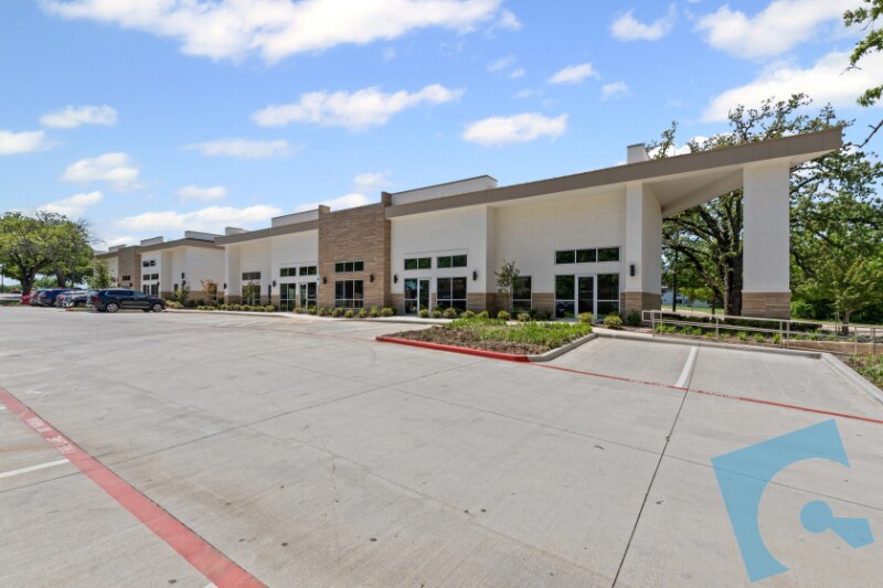 More Photos Of 1802 W Pleasant Ridge Rd, Arlington Medical For Sale