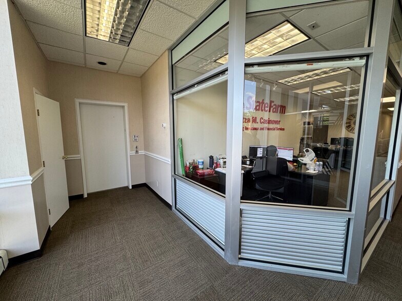 More Photos Of , Roslyn Heights Office For Sale