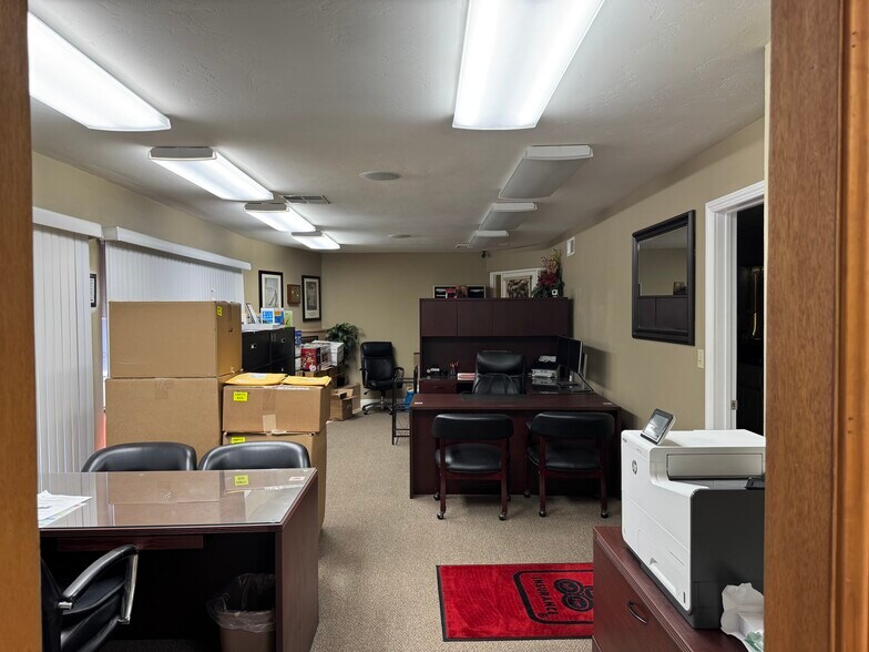 More Photos Of 1598 W Katella Ave, Anaheim Office For Sale