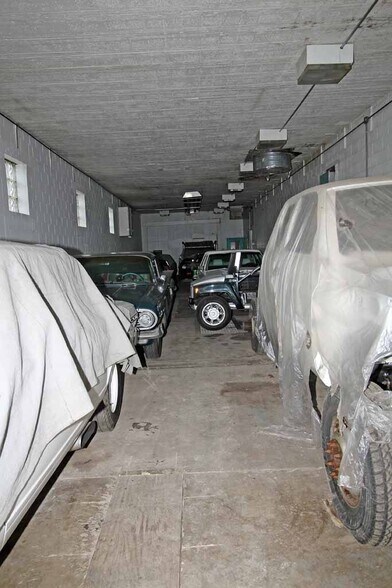 More Photos Of 8030 Bennett St, Pittsburgh Self Storage For Sale