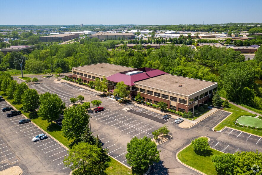 More Photos Of 860 Blue Gentian Rd, Eagan Unknown For Lease