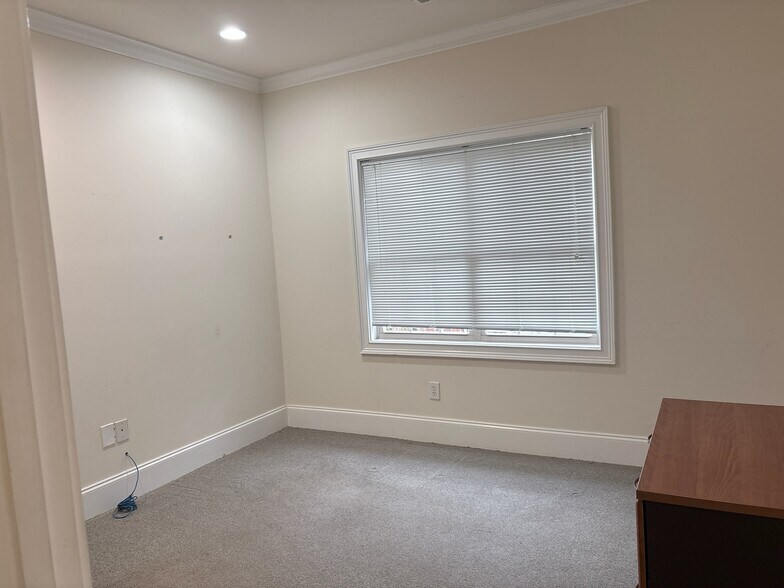 More Photos Of 11795 Northfall Ln, Alpharetta Office For Sale