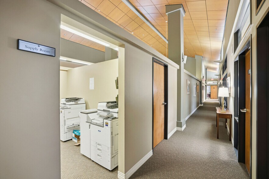 More Photos Of 68031 Capital Trace Row, Mandeville Office For Lease