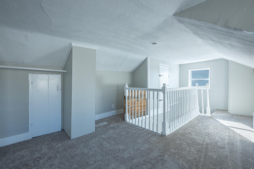 More Photos Of 2 N 2nd St, Fairborn Office For Sale